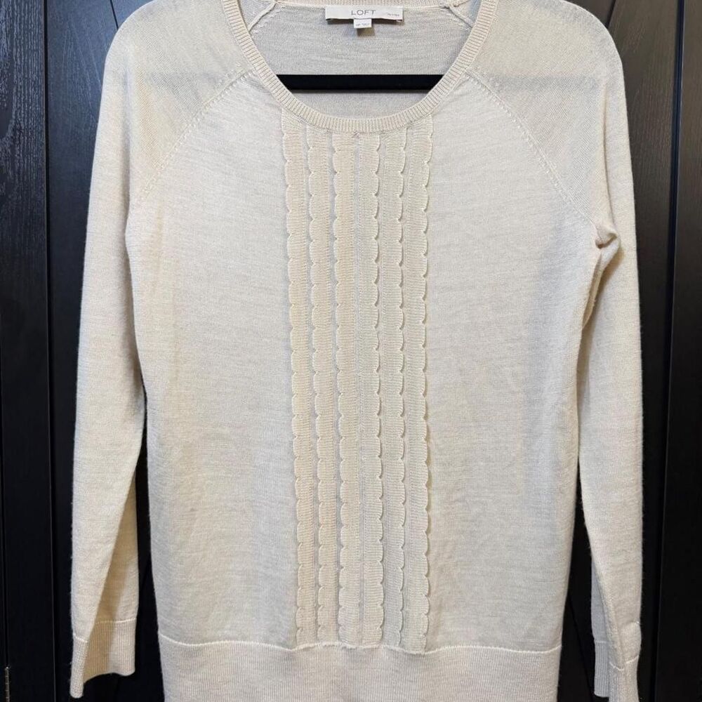 Loft Women's Cream and Tan Jumper